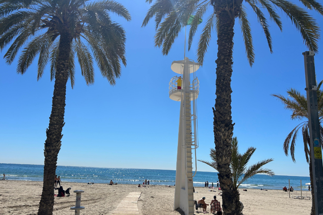 Playas de Alicante preparadas para la Semana Santa