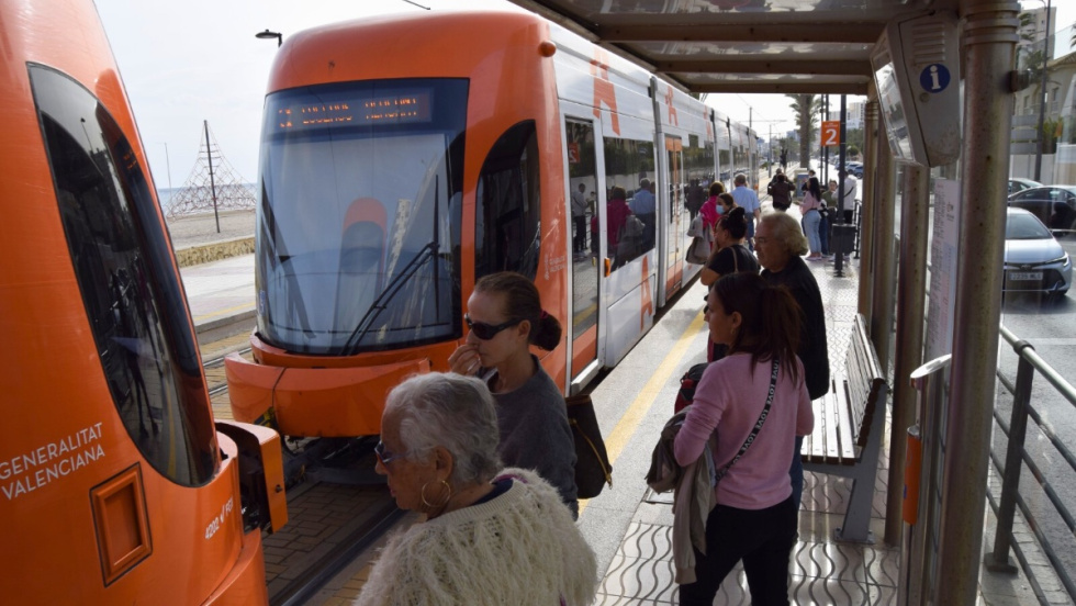 El TRAM d’Alacant supera los 1,4 millones de usuarios en febrero