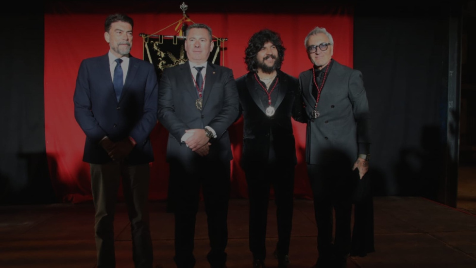 Preg&oacute;n de Semana Santa en la Hermandad de Santa Cruz de Alicante.