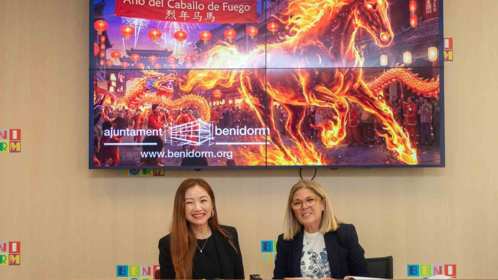 Presentaci&oacute;n de las fiestas por el a&ntilde;o nuevo chino en Benidorm.