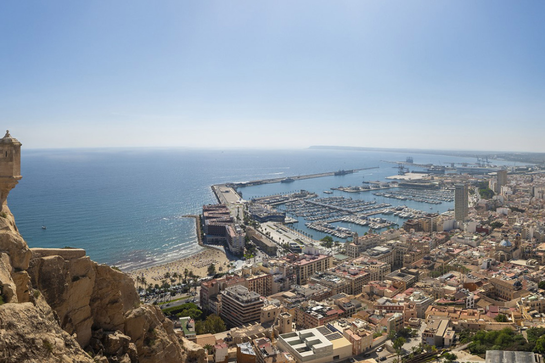 Alicante apuesta por transformar su fachada mar&iacute;tima con nuevos usos culturales, de ocio e innovaci&oacute;n