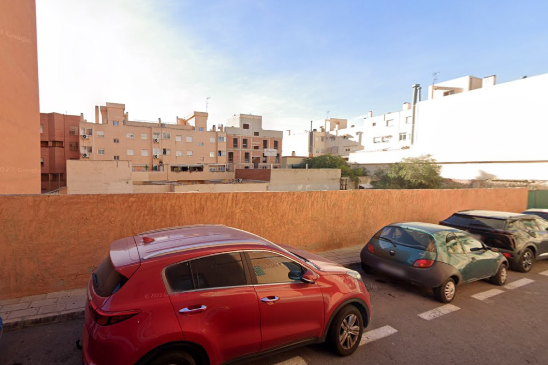 Alicante actualiza las condiciones de vivienda p&uacute;blica y refuerza el control en la promoci&oacute;n de la calle Ceuta