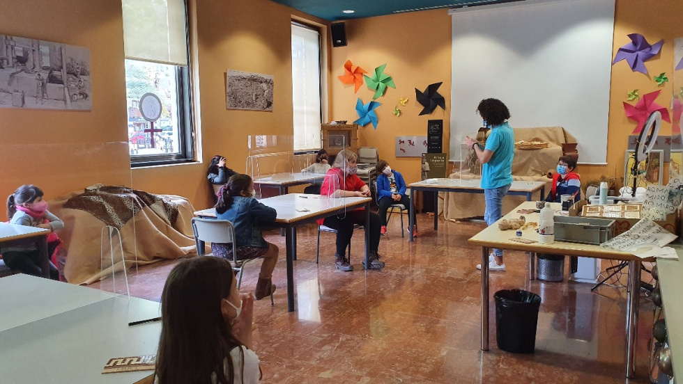 Uno de los talleres did&aacute;cticos celebrados en el MARQ de Alicante