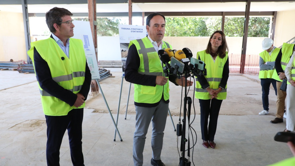 Pérez Llorca destaca que la Generalitat ha invertido cuatro veces más en infraestructuras judiciales que en la legislatura anterior