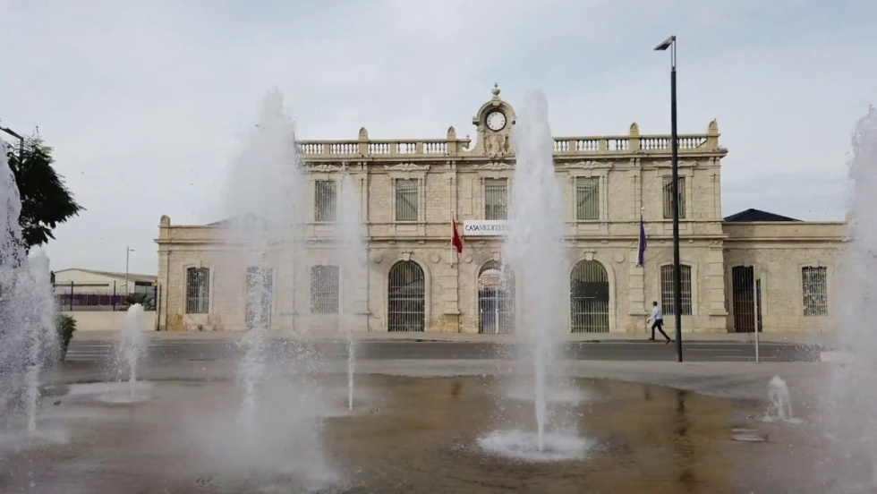 Casa Mediterráneo inaugura en Alicante la exposición “Simplemente Mediterráneas: Mujeres de nuestro tiempo”