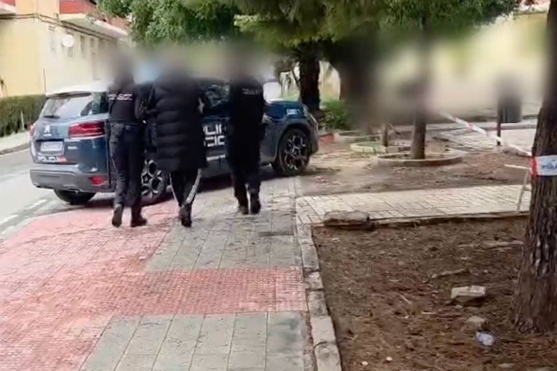 Detenida una mujer que presuntamente vend&iacute;a drogas desde su vivienda en Alicante