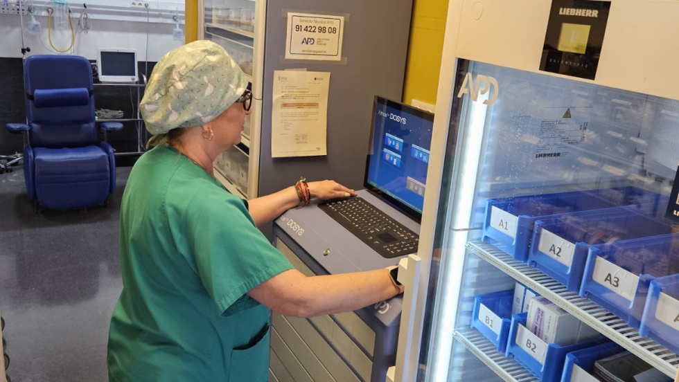 Elche refuerza la seguridad en la gestión de medicamentos en el Hospital General con sistemas automatizados