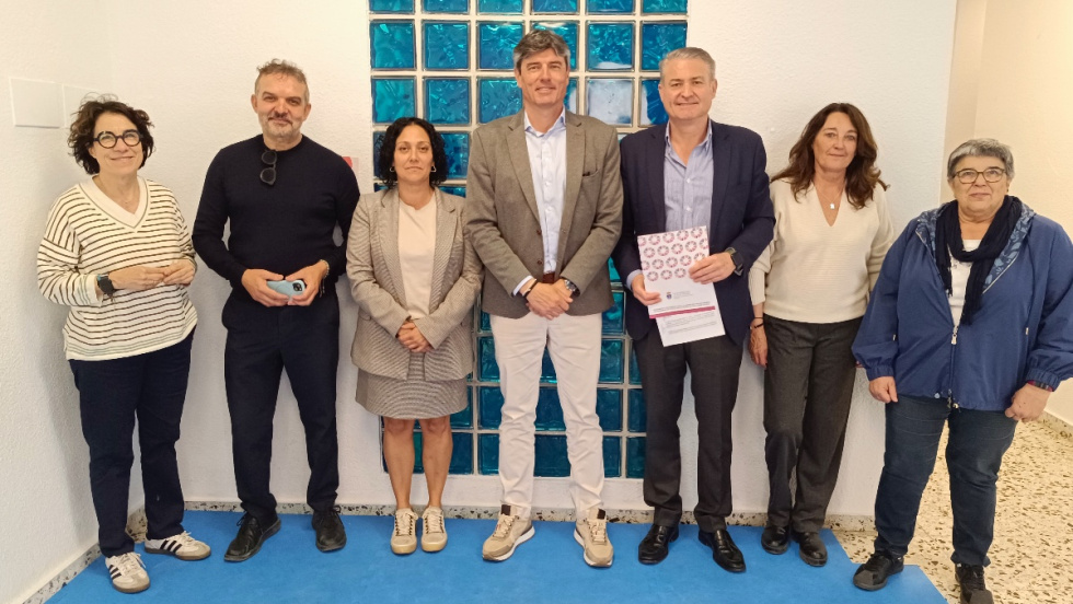 Firma del convenio entre Villajoyosa y APSA.