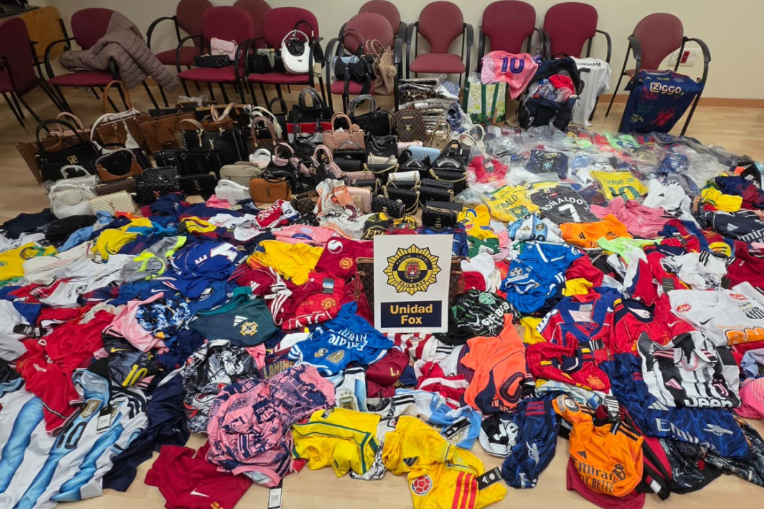 Los agentes intervinieron productos que vulneran la normativa sobre propiedad industrial