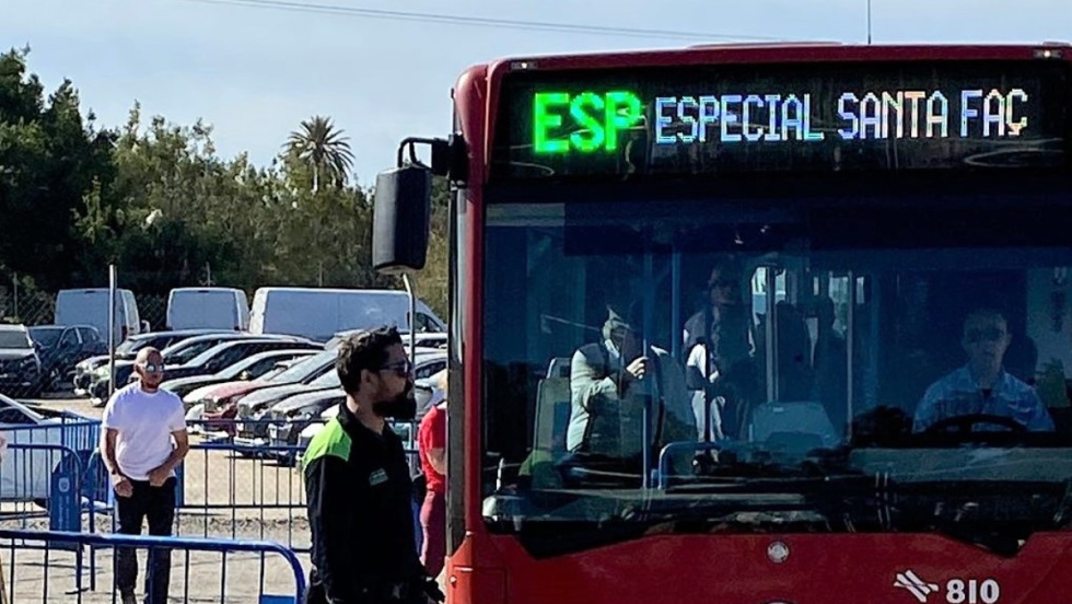 Servicio especial de autob&uacute;s Santa Faz