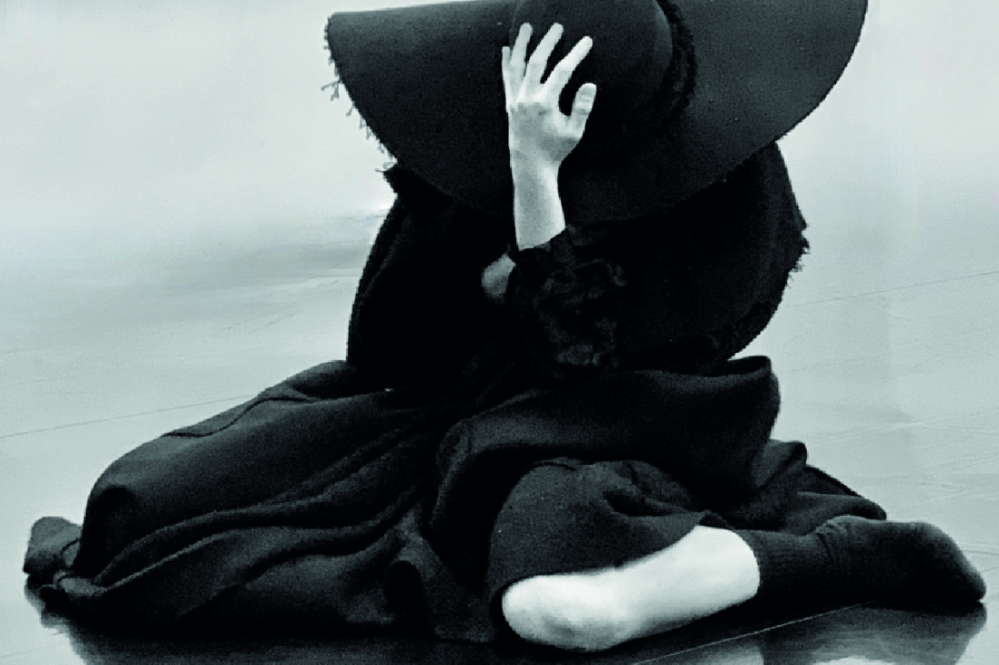 &lsquo;Emigradas&rsquo; llega al Arniches con danza sobre migraci&oacute;n y memoria corporal