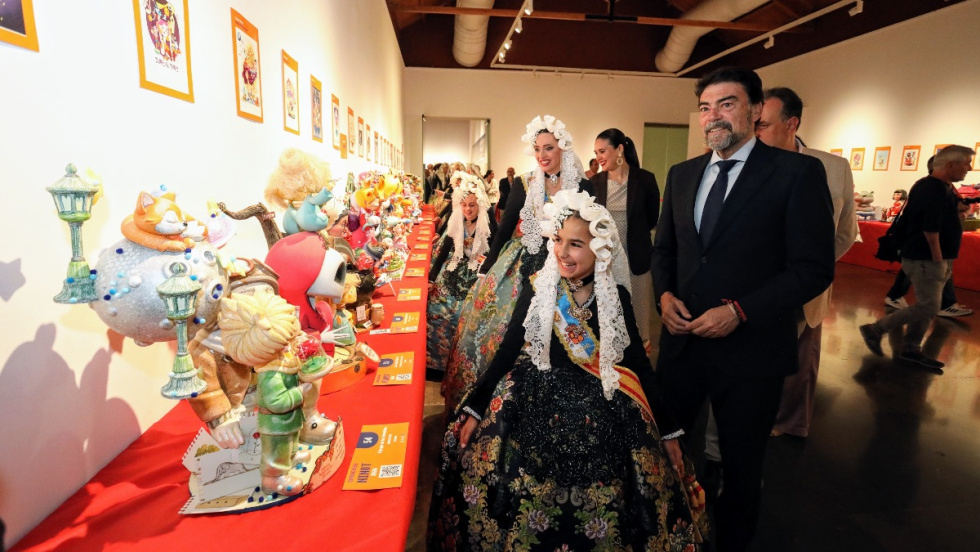 La Exposici&oacute;n de Ninots adelanta la s&aacute;tira y la iron&iacute;a de las Hogueras 2026