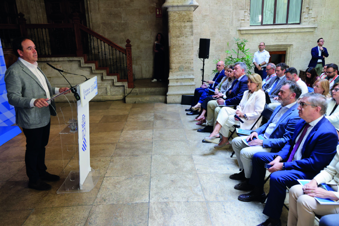 La Generalitat aprueba unos presupuestos récord de 33.305 millones con el 80% destinado a políticas sociales