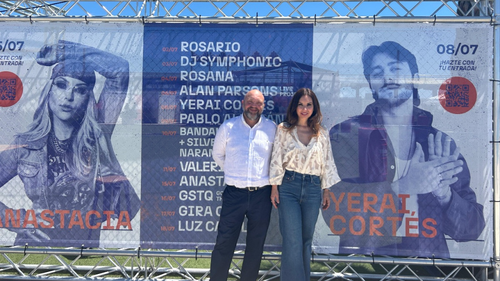 Antonio Riera y Ana Poquet en la presentaci&oacute;n de aQuarela Festival Alicante 2026