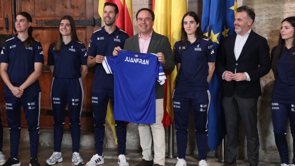 Pérez Llorca reivindica la pilota valenciana como “la seña de identidad deportiva más importante” de la Comunitat