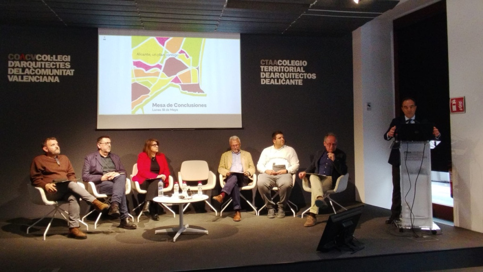 Alicante busca alianzas metropolitanas para coordinar el futuro Plan General con los municipios vecinos