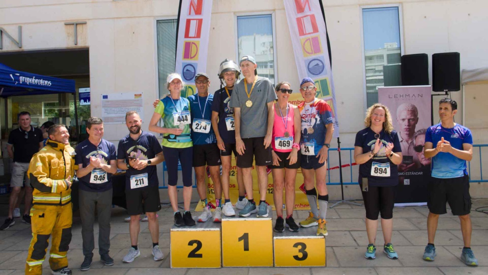 Más de 1.000 corredores participan en Benidorm en la II Carrera Solidaria por la ELA