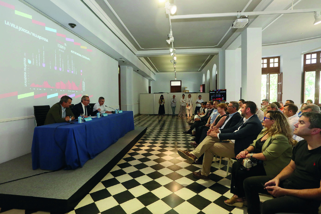 La etapa más dura de La Vuelta recorrerá Alicante entre La Vila Joiosa y el Alto de Aitana