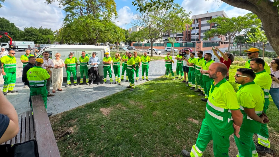San Vicente gestiona ya más de 18.800 árboles y apuesta por una flota verde para cuidar sus parques