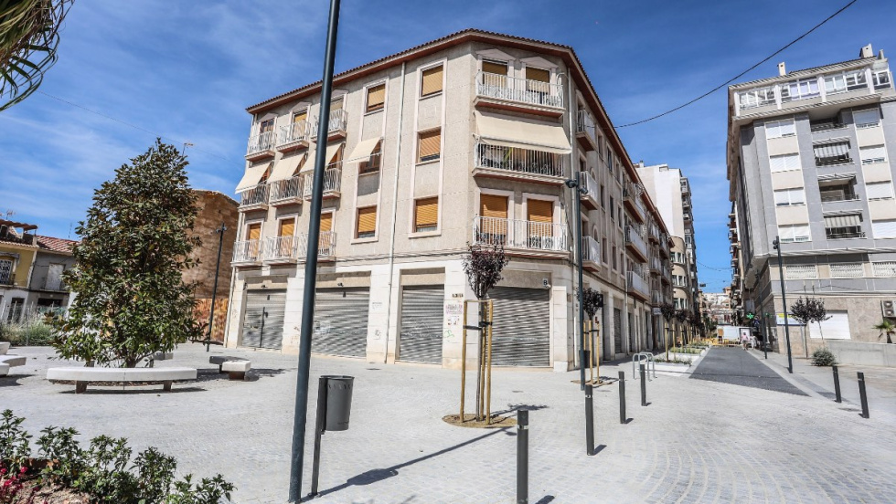 Elda dedicará una plaza a la activista vecinal Conchi Gran