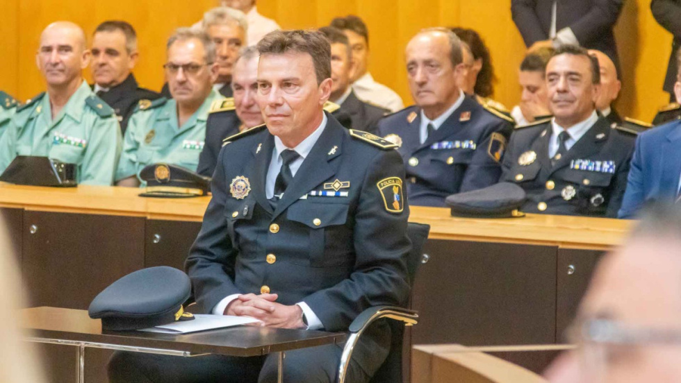 Jos&eacute; Carlos Amor&oacute;s toma posesi&oacute;n como comisario jefe de la Polic&iacute;a Local de Benidorm.