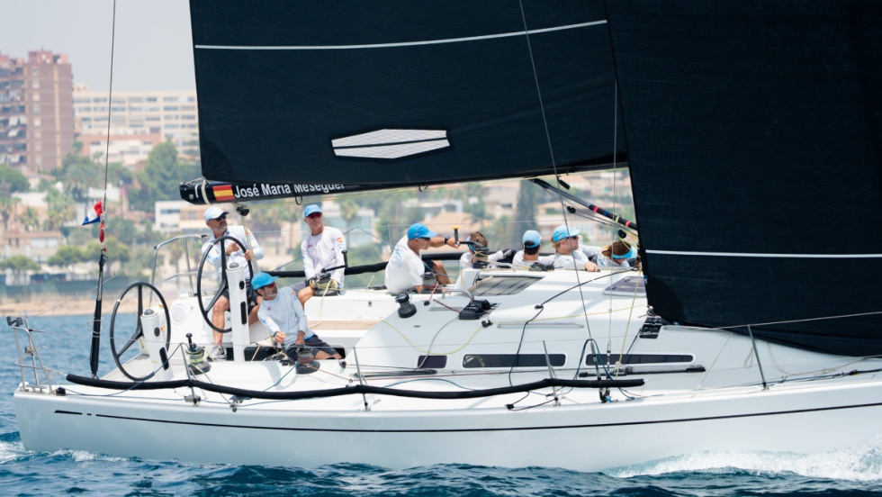 Pez de Abril en la regata Tabarca Vela 2026 del Real Club de Regatas de Alicante.