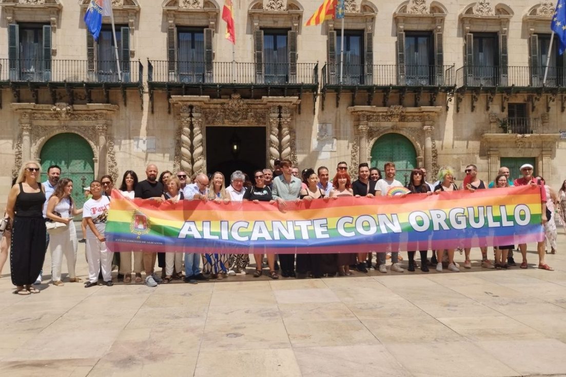 Acto institucional con motivo del D&iacute;a del Orgullo LGTBI