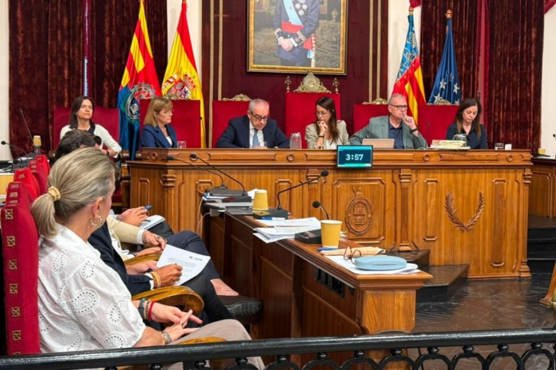Pleno municipal del Ayuntamiento de Elche