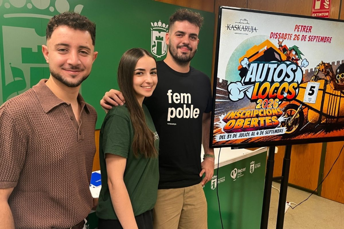 Presentaci&oacute;n de los AutosLocos en Petrer