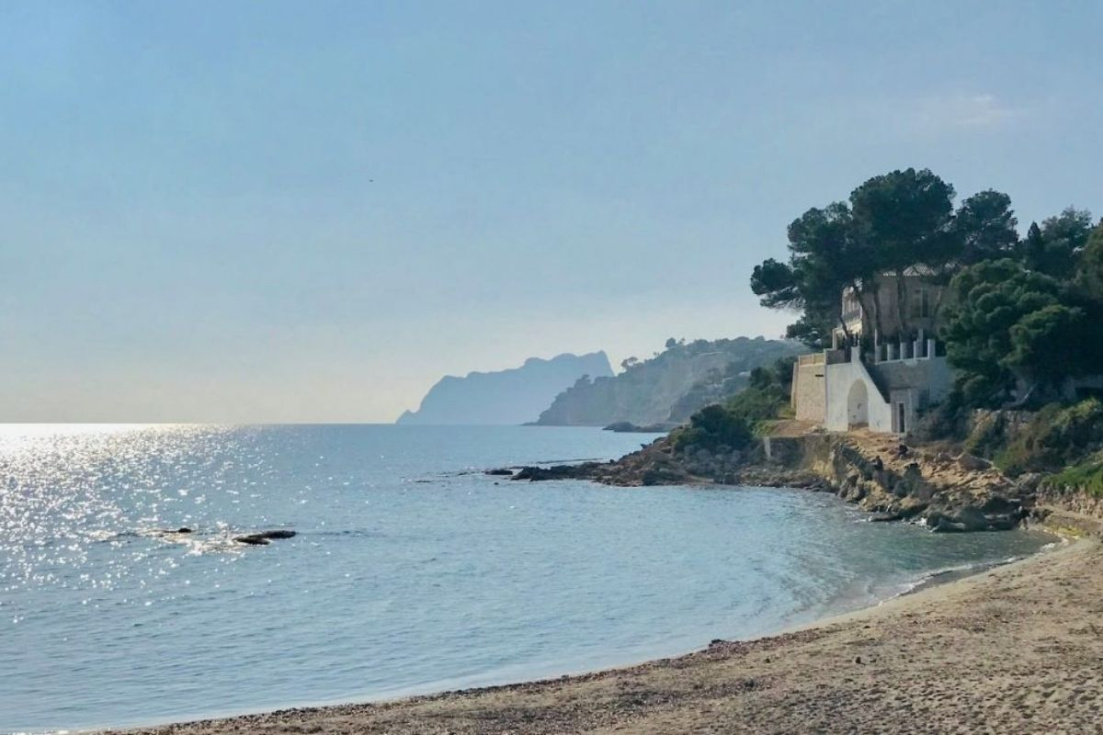 Moraira, la calma VIP: el rinc&oacute;n costero que huye de la masificaci&oacute;n