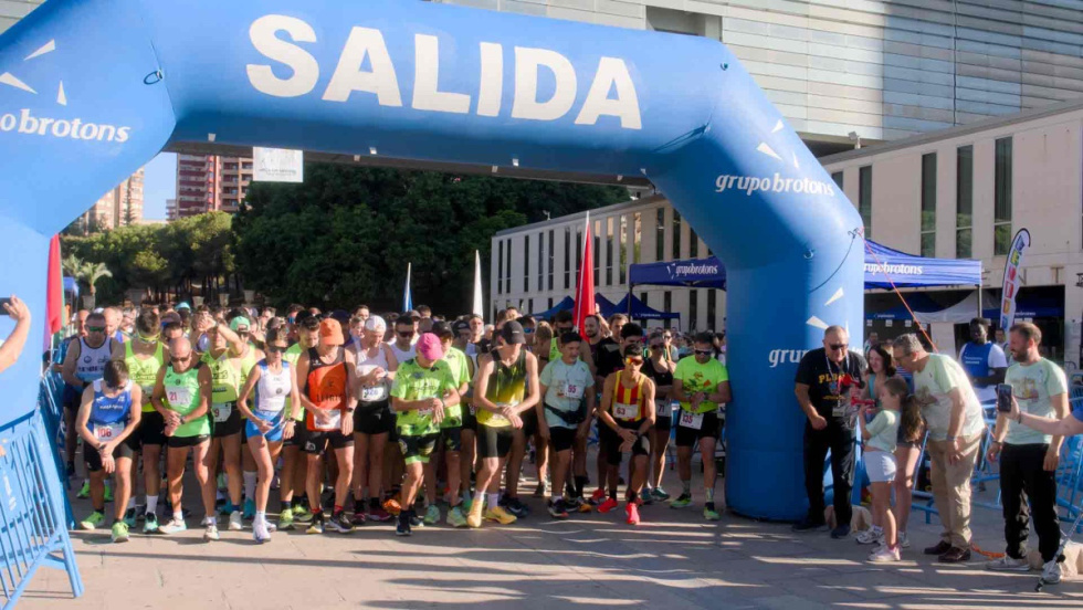 carrera solidaria &lsquo;En Primera L&iacute;nea&rsquo; de Benidorm.