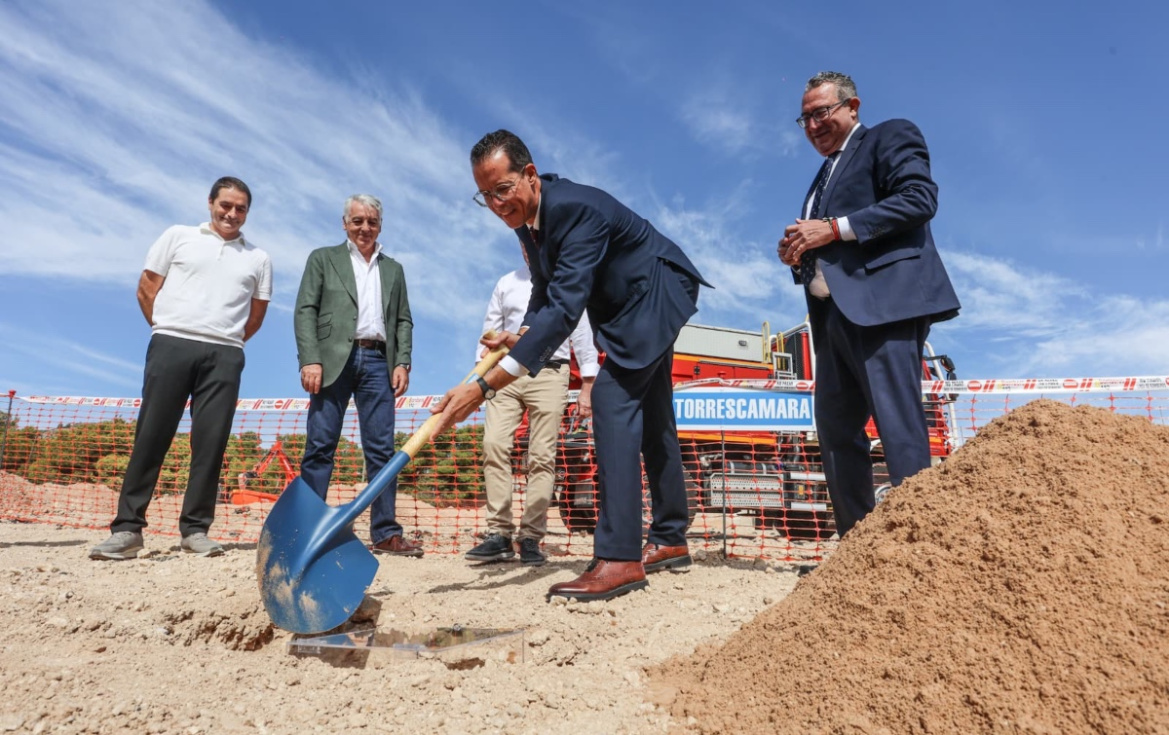 Elda inicia las obras de su nuevo Parque Comarcal de Bomberos, que triplicará la capacidad del actual