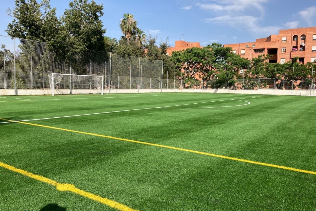Alicante pone el nombre de Miguel Cabeza al Polideportivo de San Blas