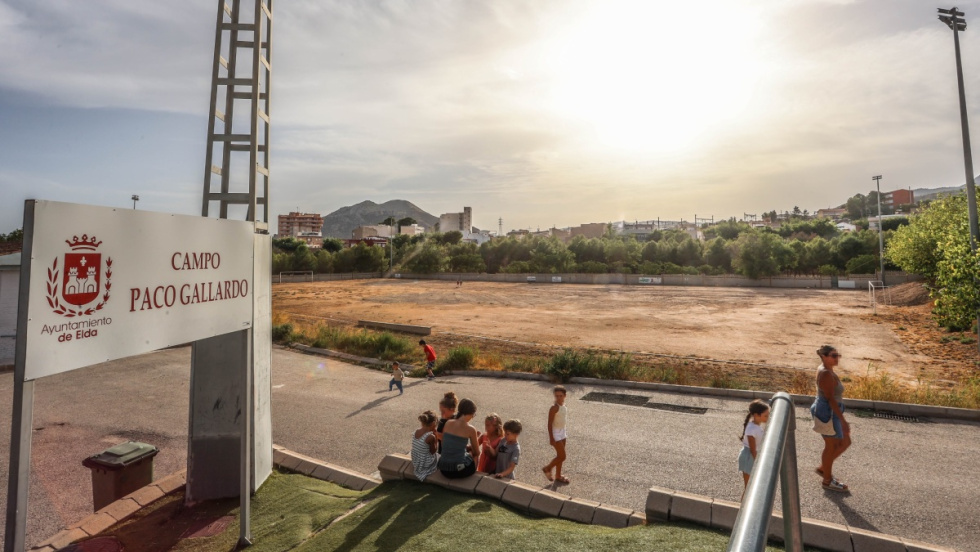 Elda inicia los trámites para remodelar por completo el campo número 4 de La Sismat