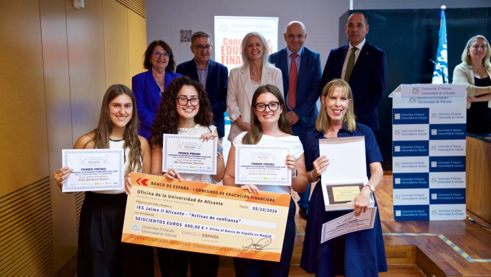 Primer premio en educacion financiera IES Jaume II.