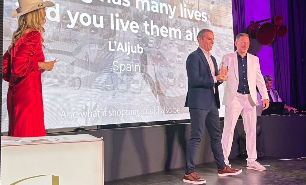 L'Aljub recibe el Oro en los International Marketing Awards.