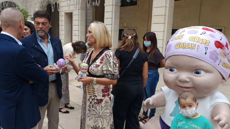 Presentaci&oacute;n de la exposici&oacute;n Baby Pelones en Alicante.