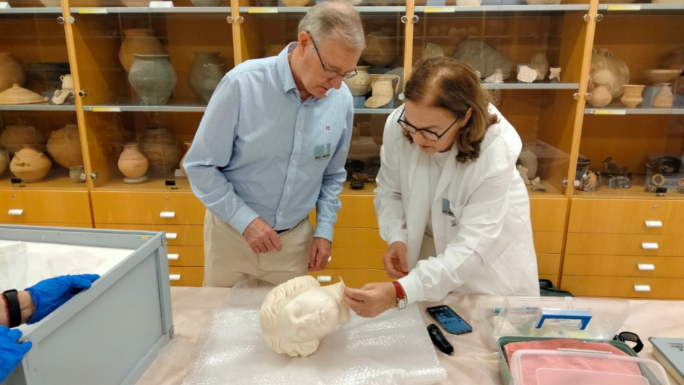 Estudio de procedencia del marmol de la Venus de Alicante.