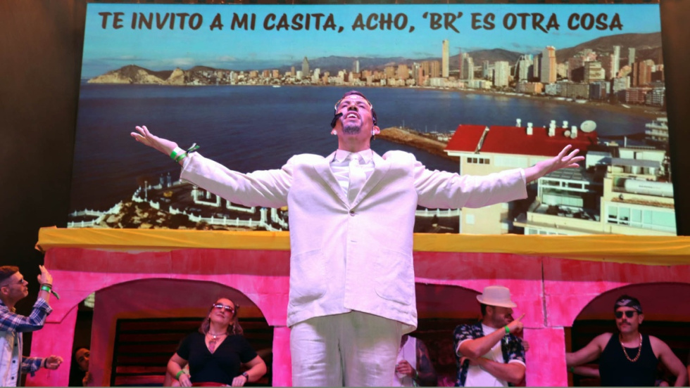 Concurso de playback en la Fiesta de Pe&ntilde;as de Benidorm