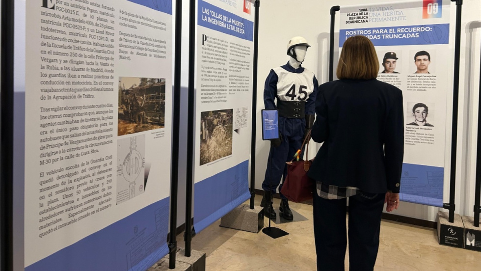 Exposici&oacute;n de la Fundaci&oacute;n V&iacute;ctimas del Terrorismo.