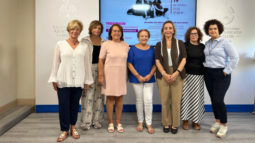 Presentaci&oacute;n de la jornada sobre c&aacute;ncer de mama en Elche.