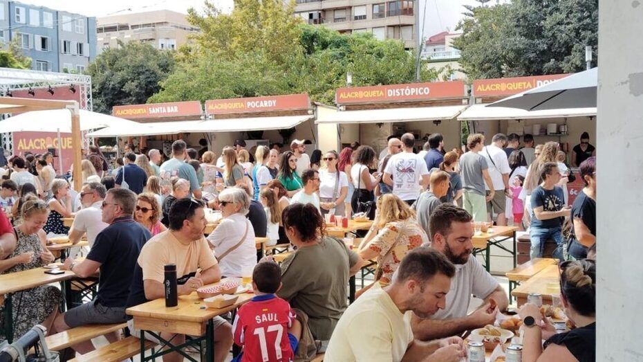 Celebración del festival Alacroqueta en Plaza Séneca de Alicante, 28 de septiembre de 2025
