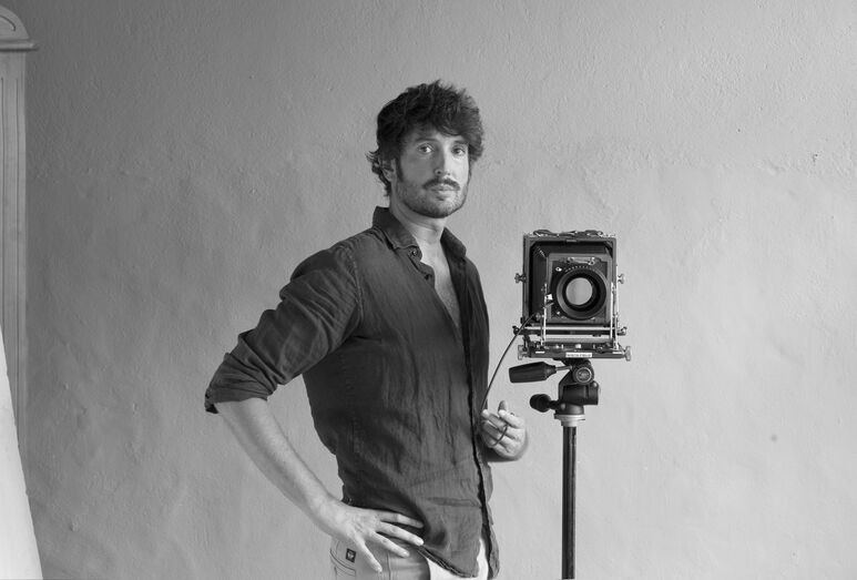 “La firmeza de un instante” en Las Cigarreras retrata el ocio nocturno juvenil